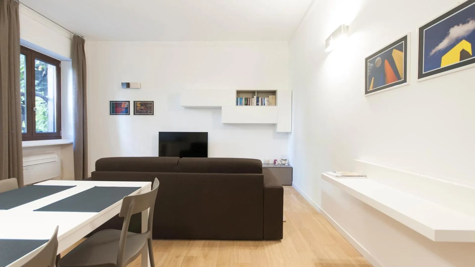 Beautiful Flat In Milano Center Apartment