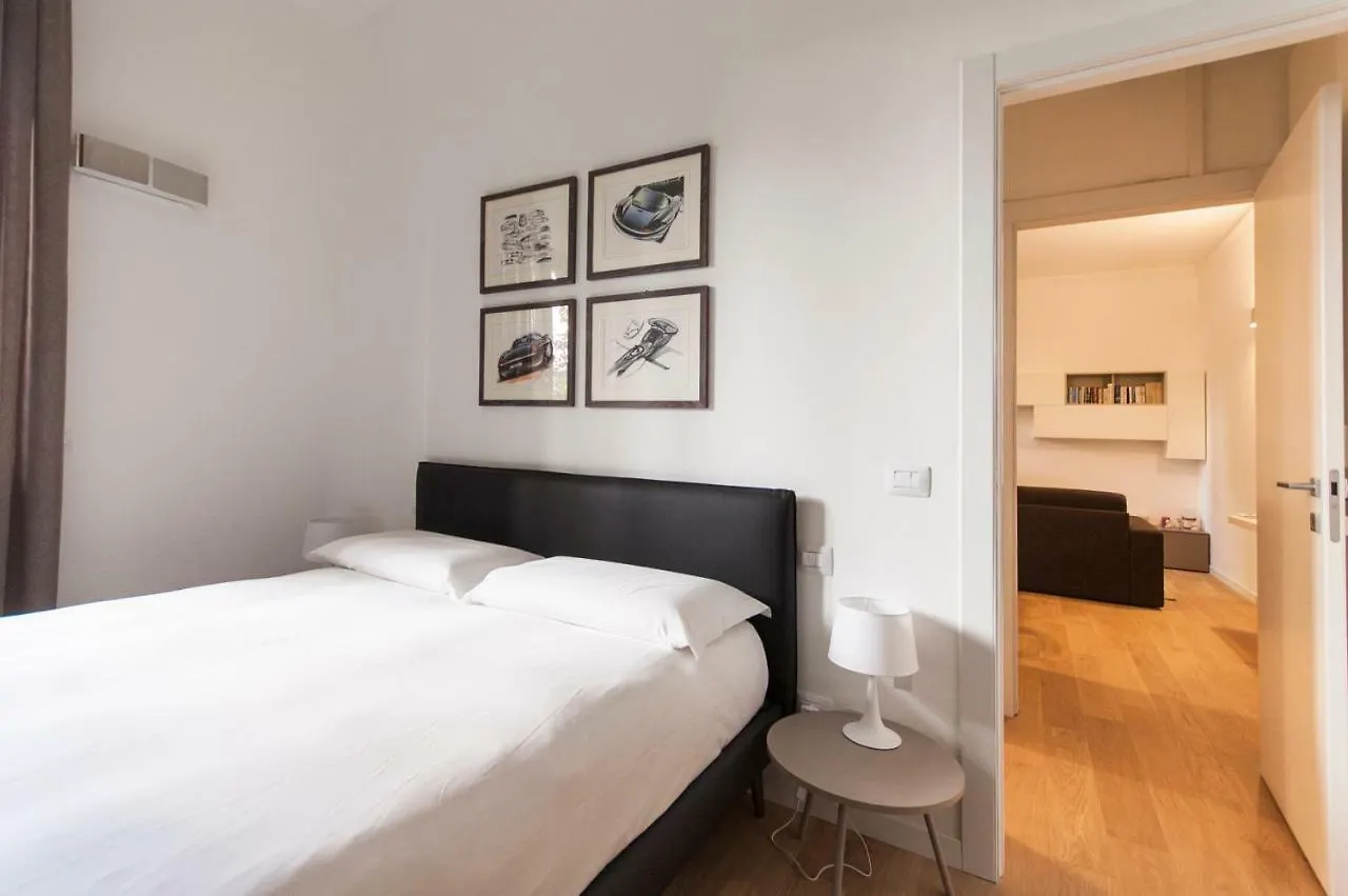 Beautiful Flat In Milano Center Apartment